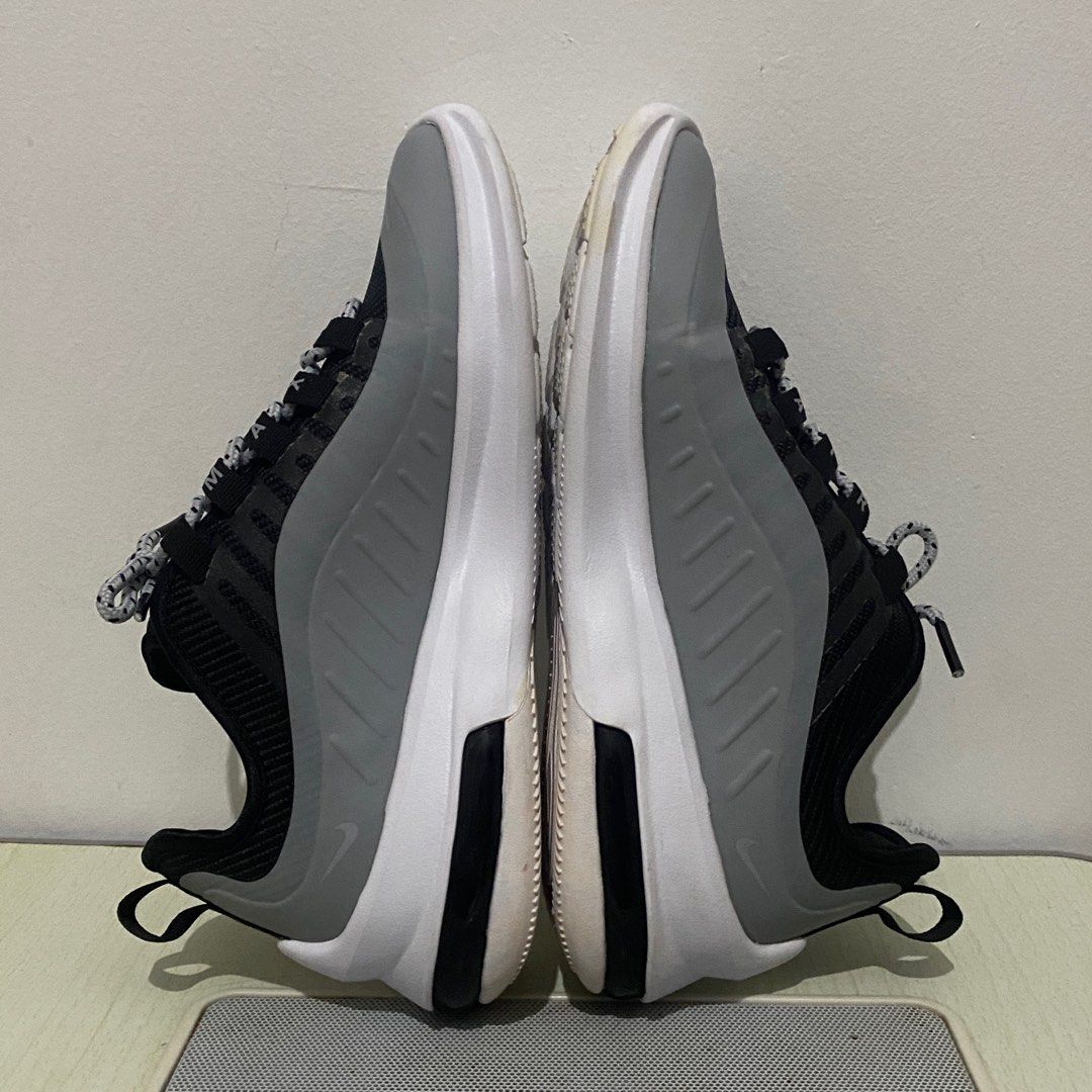 Air max axis se sale sneaker