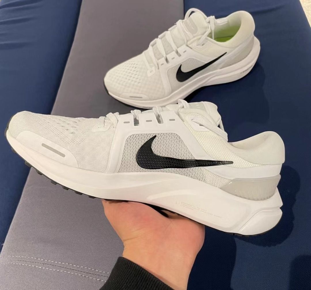 Nike Air Zoom Vomero 16 低幫跑步鞋男款白黑, 男裝, 鞋, 波鞋- Carousell