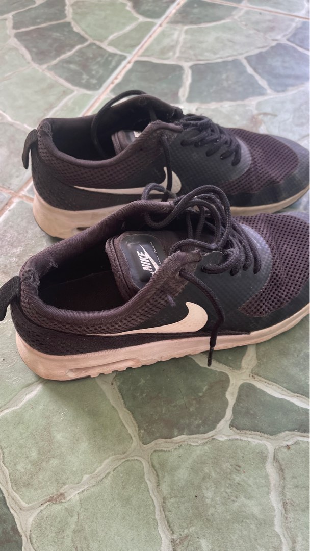 toddler boy black nike shoes