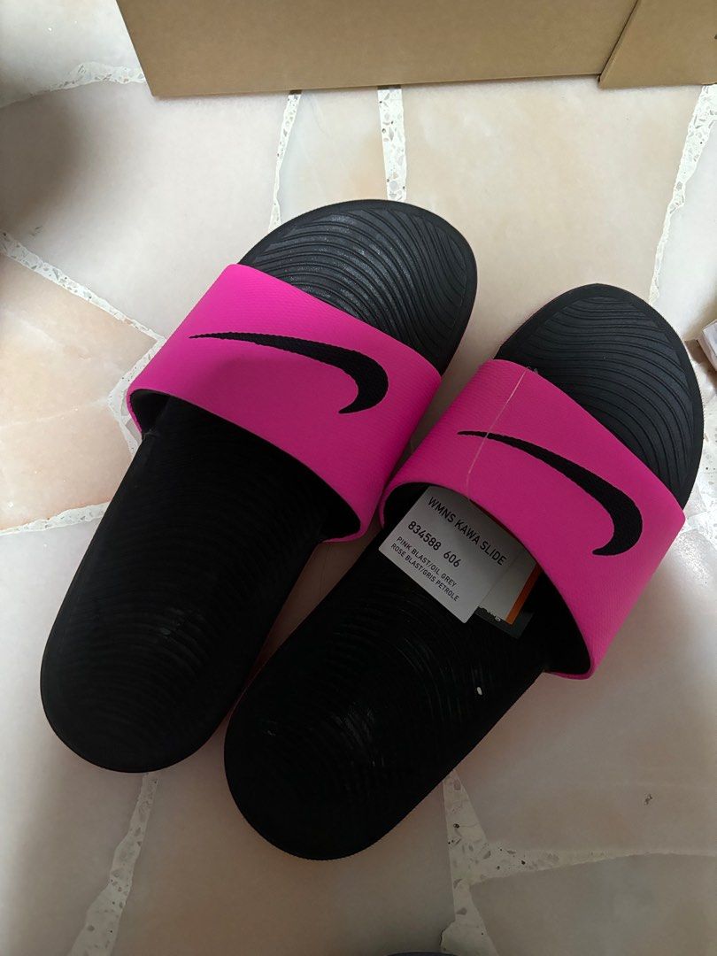 Size 8 nike slides sales