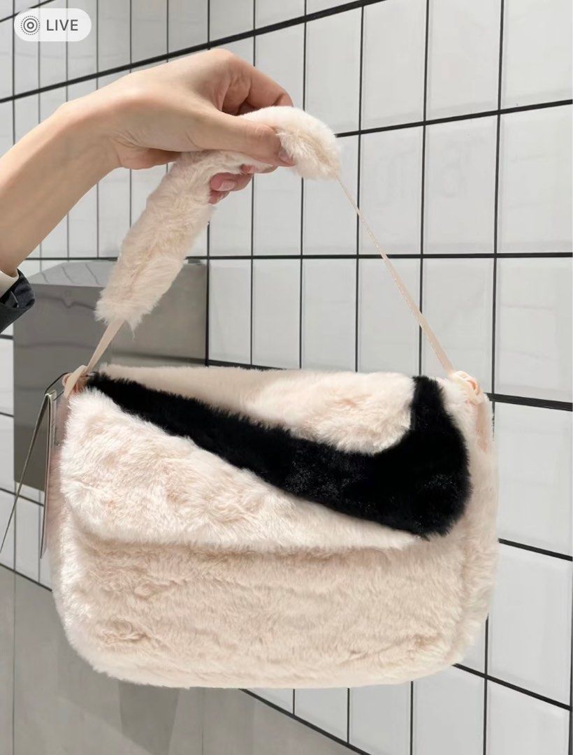 Nike Sportswear Futura 365 Faux Fur Crossbody Bag (1l) in White