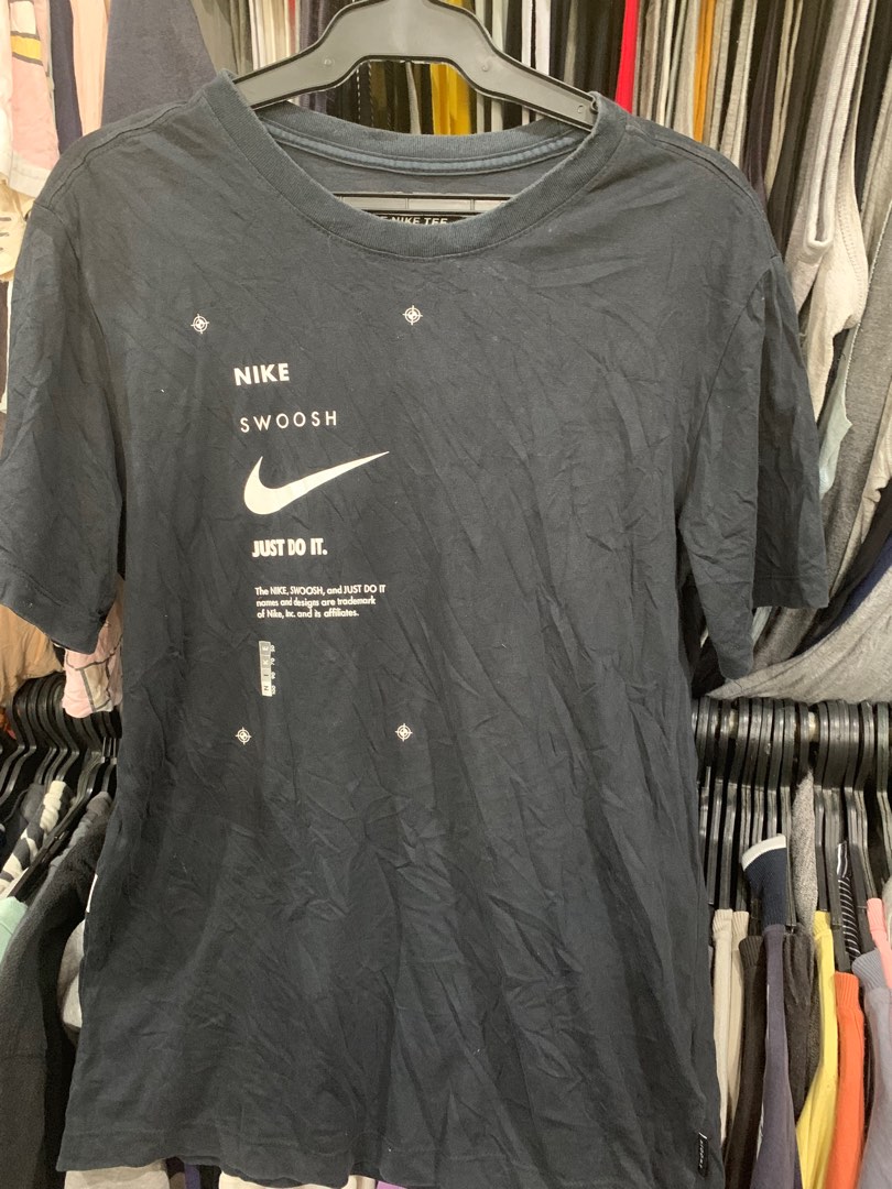 swoosh tee