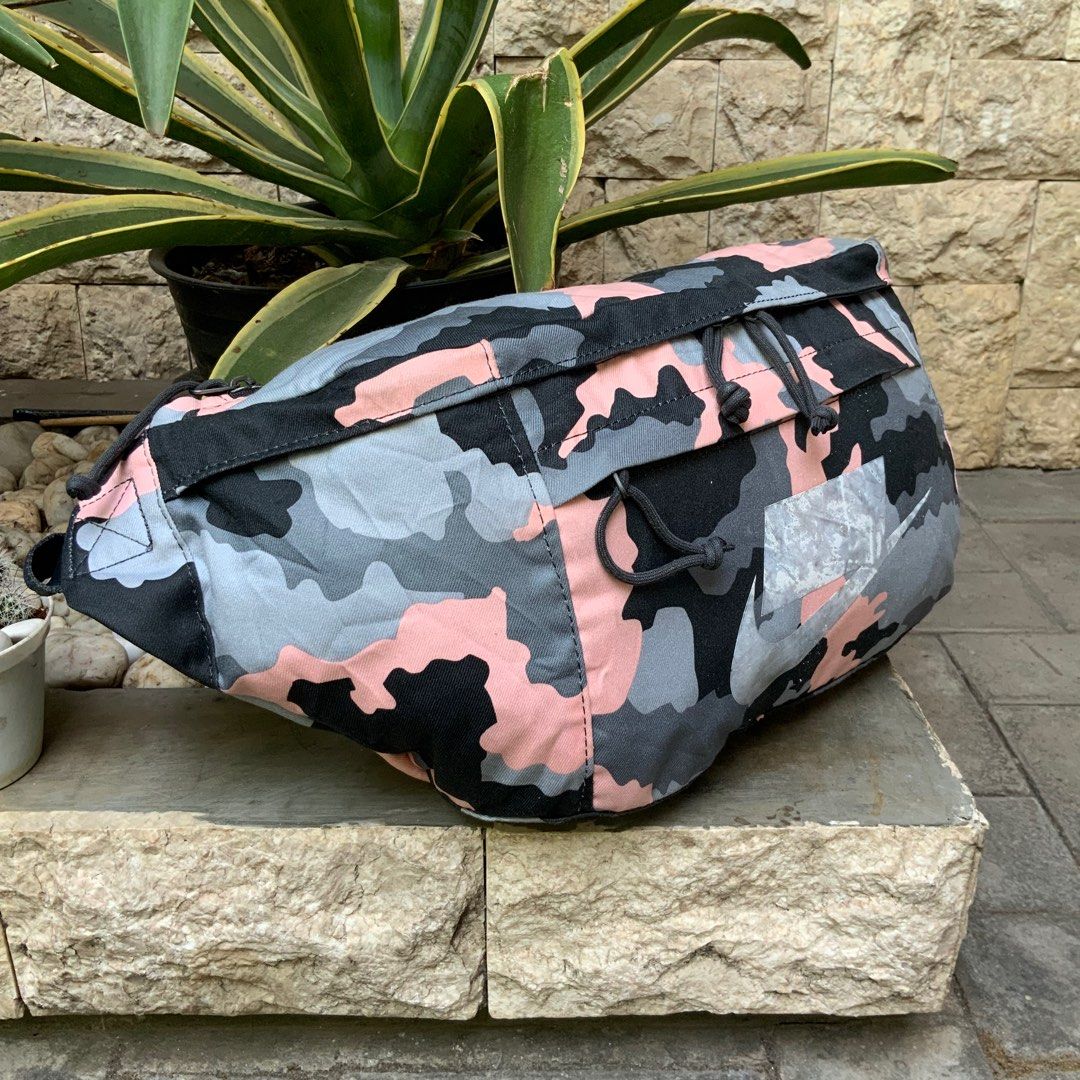 NIKE TECH HIP PACK 10L WAIST BAG CAMO