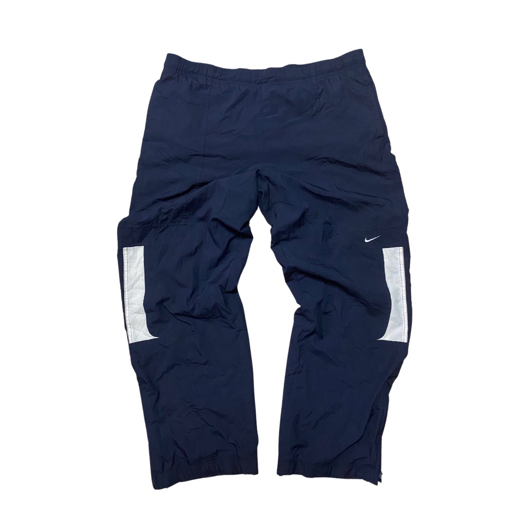 NIKE VINTAGE TRACKPANTS, Men's Fashion, Bottoms, Joggers on Carousell
