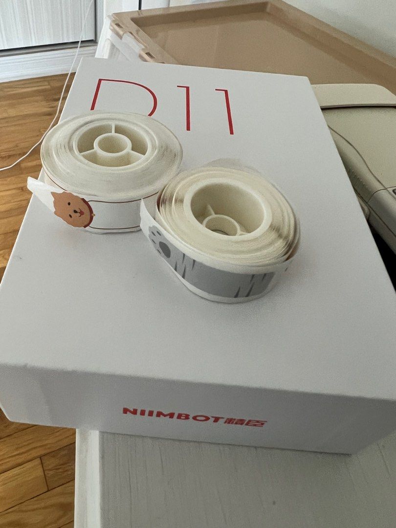 Nimbot D11 label printer(2 label free given), Computers & Tech ...
