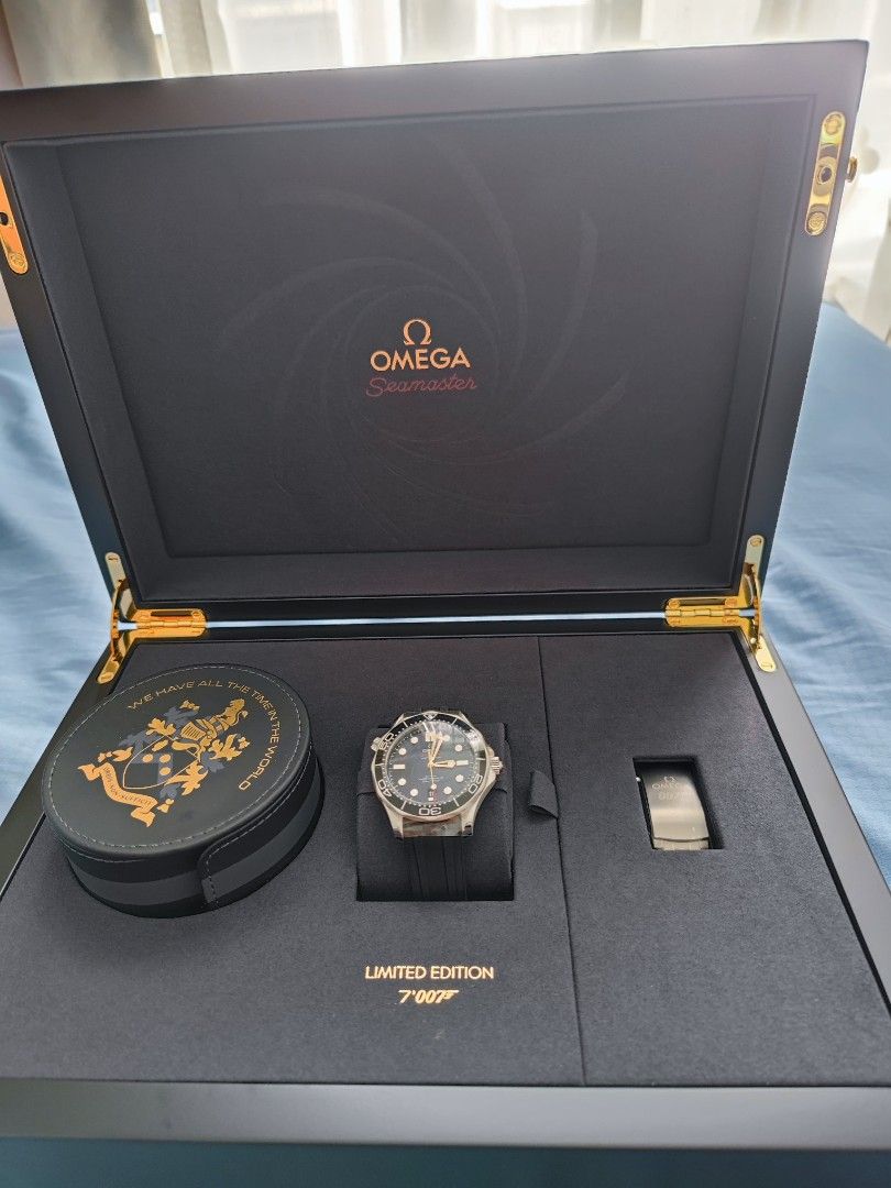 Omega seamaster 007 limited edition, Luxury, Watches on Carousell