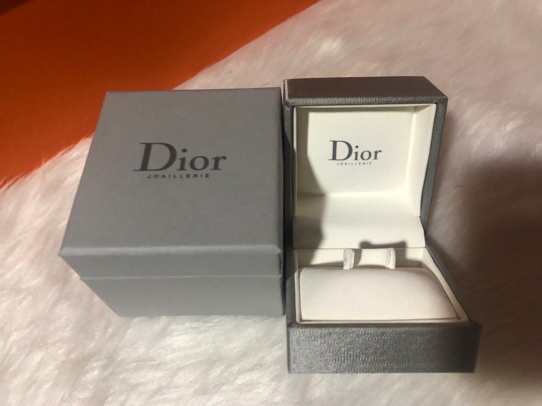 ‼️ORIG Christian Dior Ring Box, Luxury, Accessories on Carousell