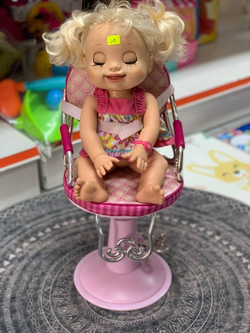 Our generation saloon coral hairdressing chair, Hobbies & Toys, Toys