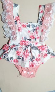PatPat Cute baby lace jumper romper dress playsuit baju bayi import lucu bunga renda