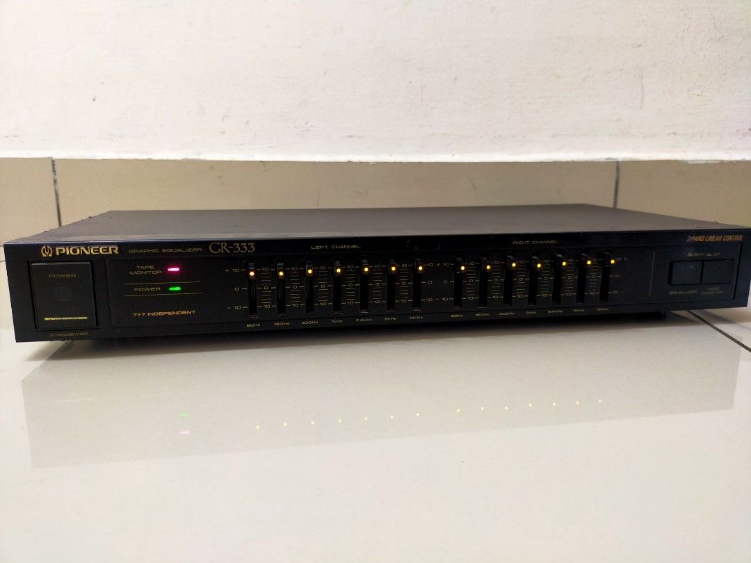 PIONEER GRAPHIC EQUALIZER GR333, Audio, Other Audio Equipment on Carousell