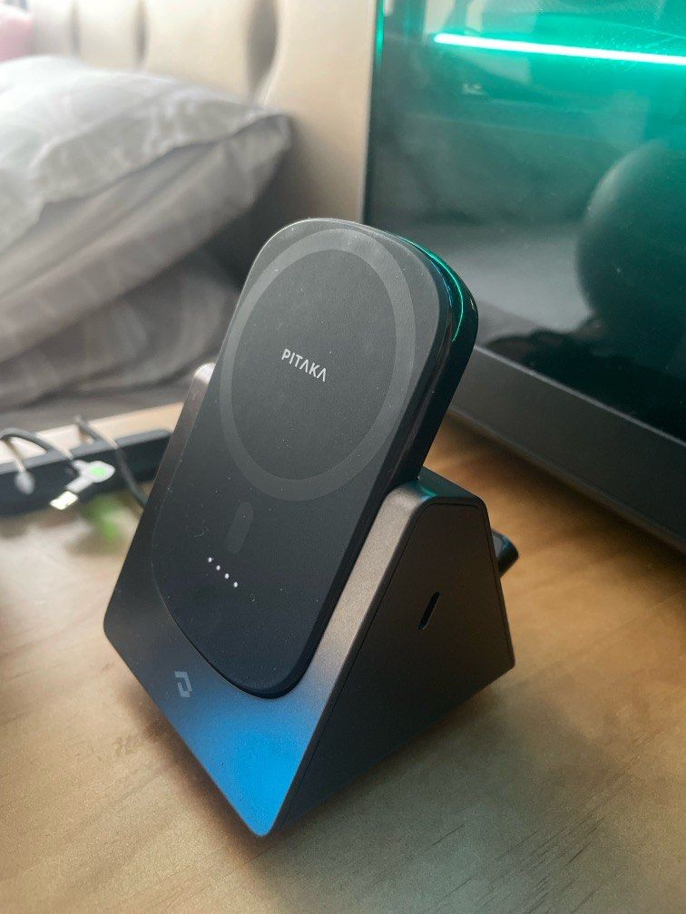 Pitaka MagEZ Slider Wireless Charger / Power Bank, Mobile Phones ...