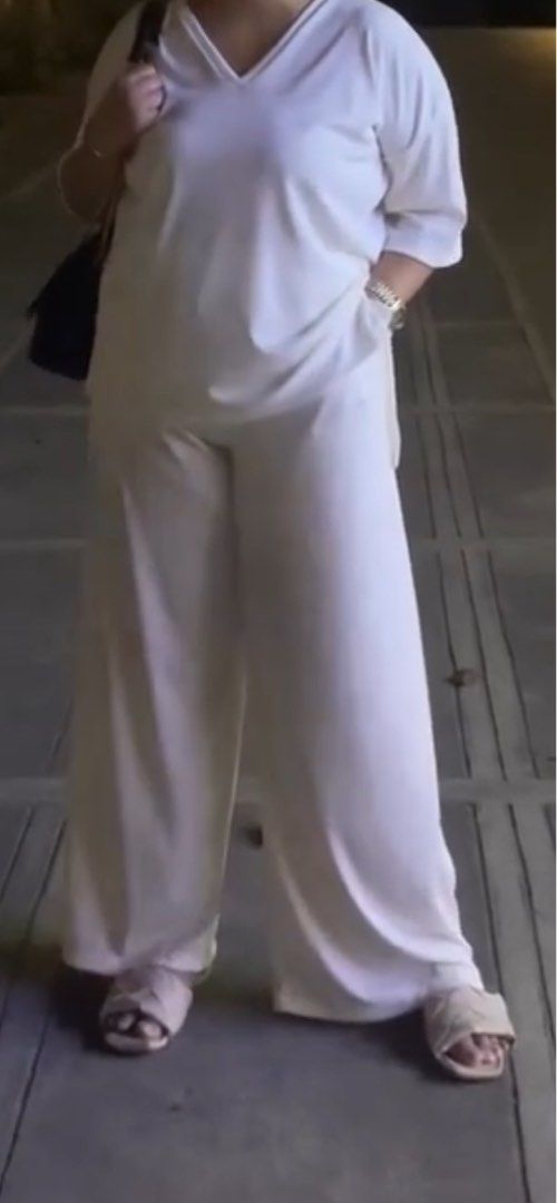 Plus Size Coodinates/terno/pajama set (Category: Sets or Coordinates) located in Quezon City. Submitted by vipmnl (Listing ID 1262066727, Image 2). Description: Size 2xl-4xl Best fits 2xl White Knitted fiber Bought brand new, but does not fit me perfectly. .