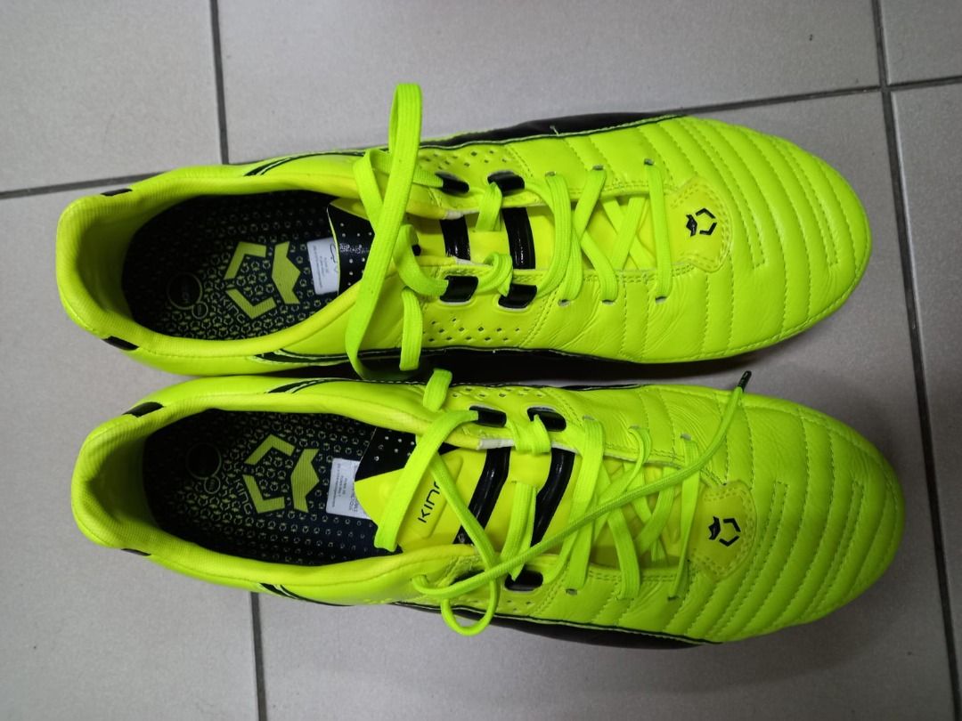 Puma Football shoes Men s Fashion Footwear Boots on Carousell