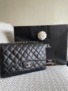 Chanel 22k hobo bag black, 名牌, 手袋及銀包- Carousell