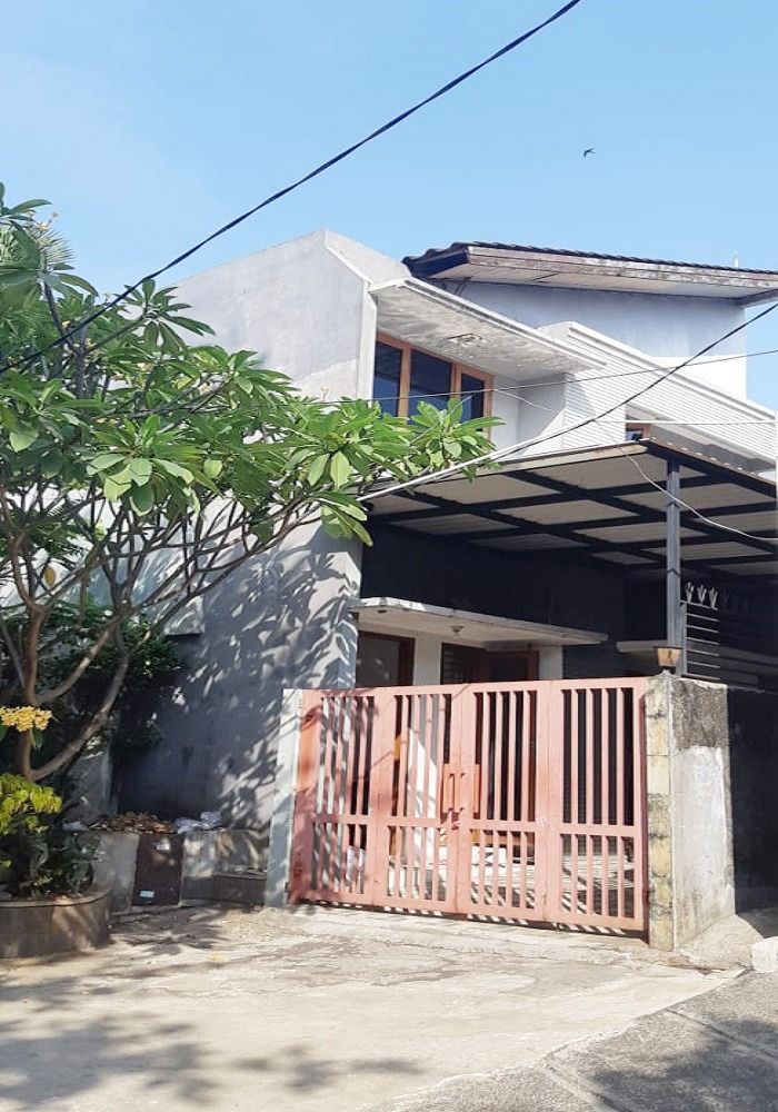 rumah_dijual_di_komplek_cinere_1698217006_976f174e_progressive