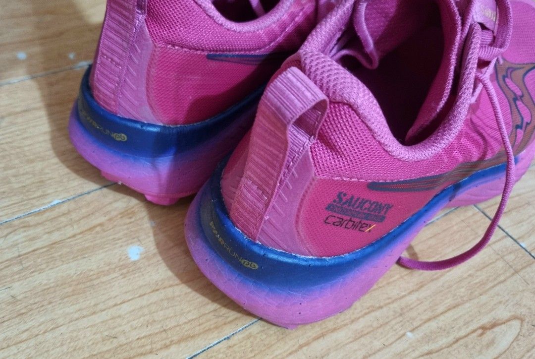 Saucony trail shop purpura