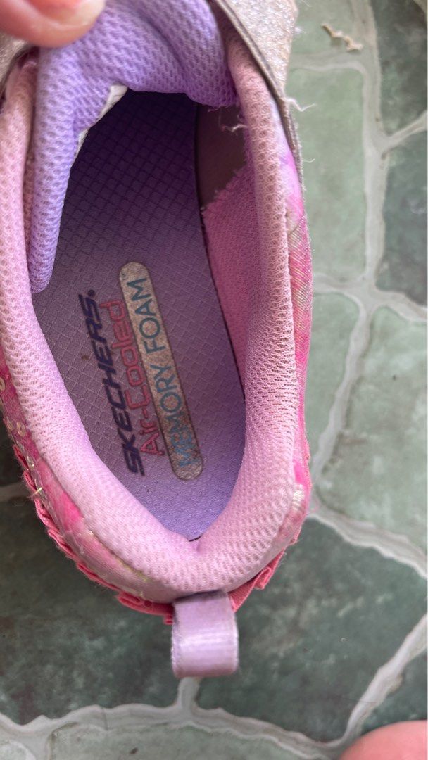 Skechers memory foam (Category: Babies & Kids Fashion) located in Mangatarem. Submitted by lccarousel (Listing ID 1261979430, Image 2). Description: Skechers pink Memory foam Needs cleaning Benta ng mura kc ayoko n po linisin Goods n goods pa na stock lang Pls see pics for details.