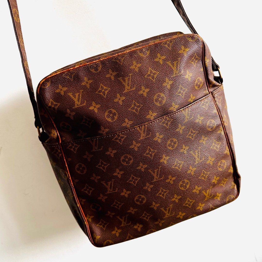 Louis-Vuitton-Monogram-Danube-MM-Shoulder-Bag-M45264 – dct-ep_vintage  luxury Store