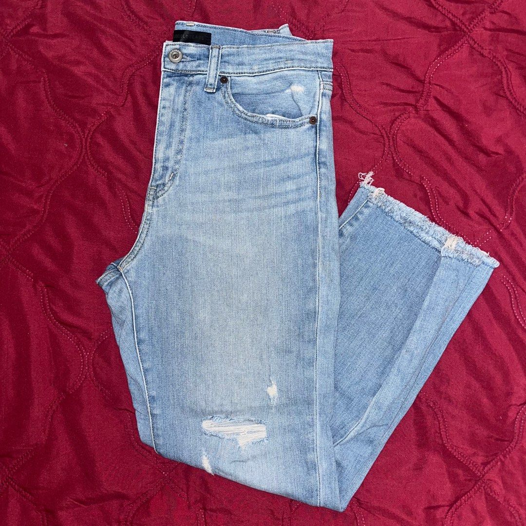 Straight Cut Jeans, Women's Fashion, Bottoms, Jeans & Leggings on Carousell