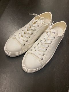 （分類：）位於 。 由 catallaround 提交（商品編號 1262085276，圖片 1）。簡介： 。