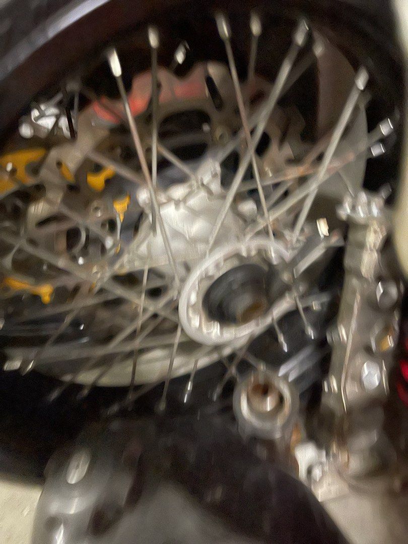 Suzuki DRZ400SM wheels & tyres, Motorcycles, Motorcycle Accessories on