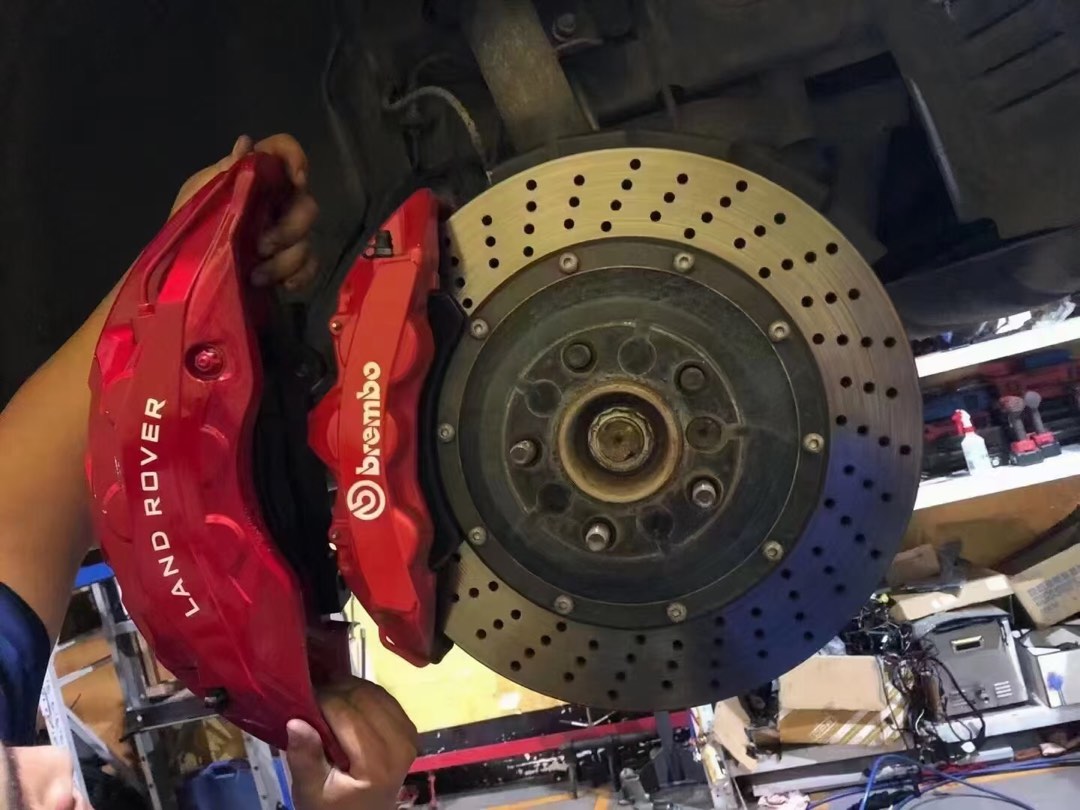 "Tenpiston calipers" oversize 10piston calipers, suitable for wheel