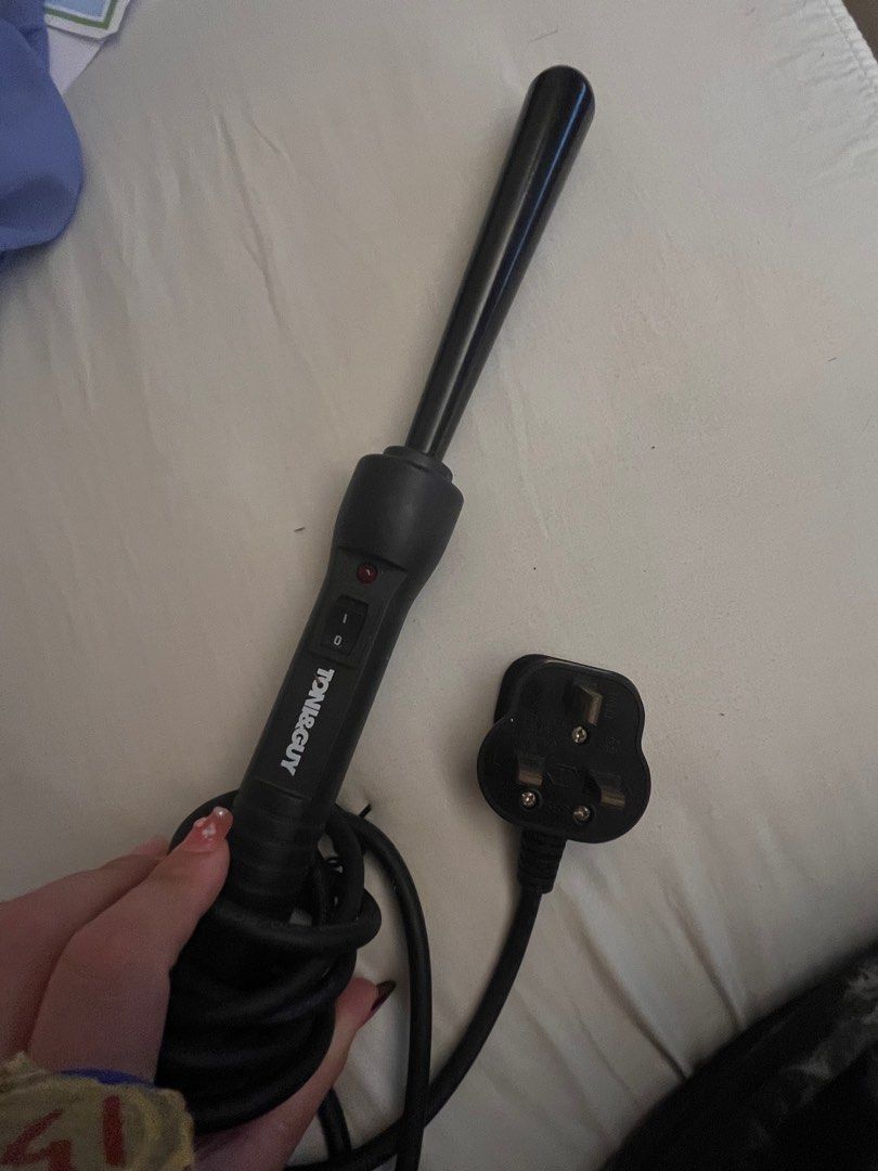 Toni & Guy Magic Wand Hair Curler, Beauty & Personal Care, Hair on