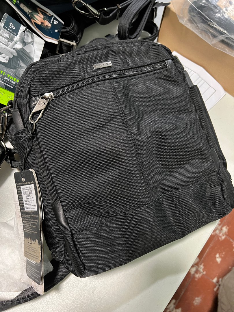Travelon Anti Theft RFID protected Concealed Carry Tour Bag