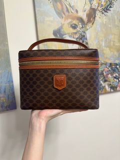 （分類：）位於 。 由 enchanted.qq 提交（商品編號 1262053546，圖片 1）。簡介： 。