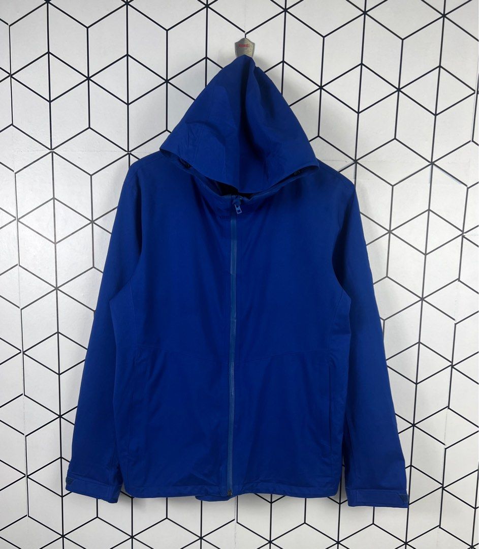 Uniqlo blocktech jacket Men s Fashion Coats Jackets and
