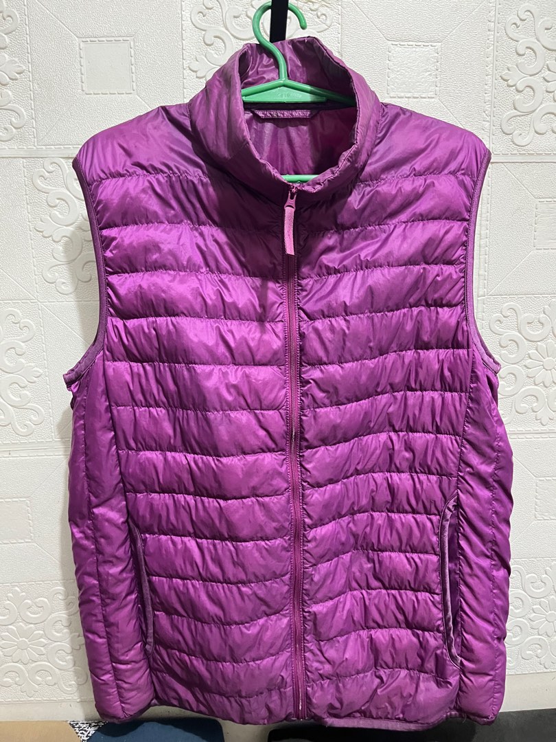 Uniqlo Winter Vest (Purple), Women's Fashion, Coats, Jackets and ...