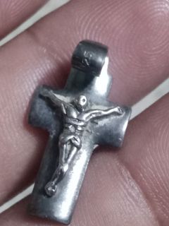 Vintage cross silver pendant