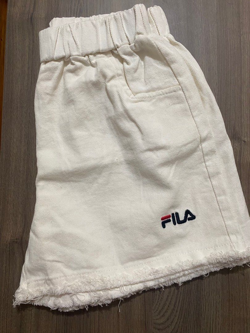White fila shorts online