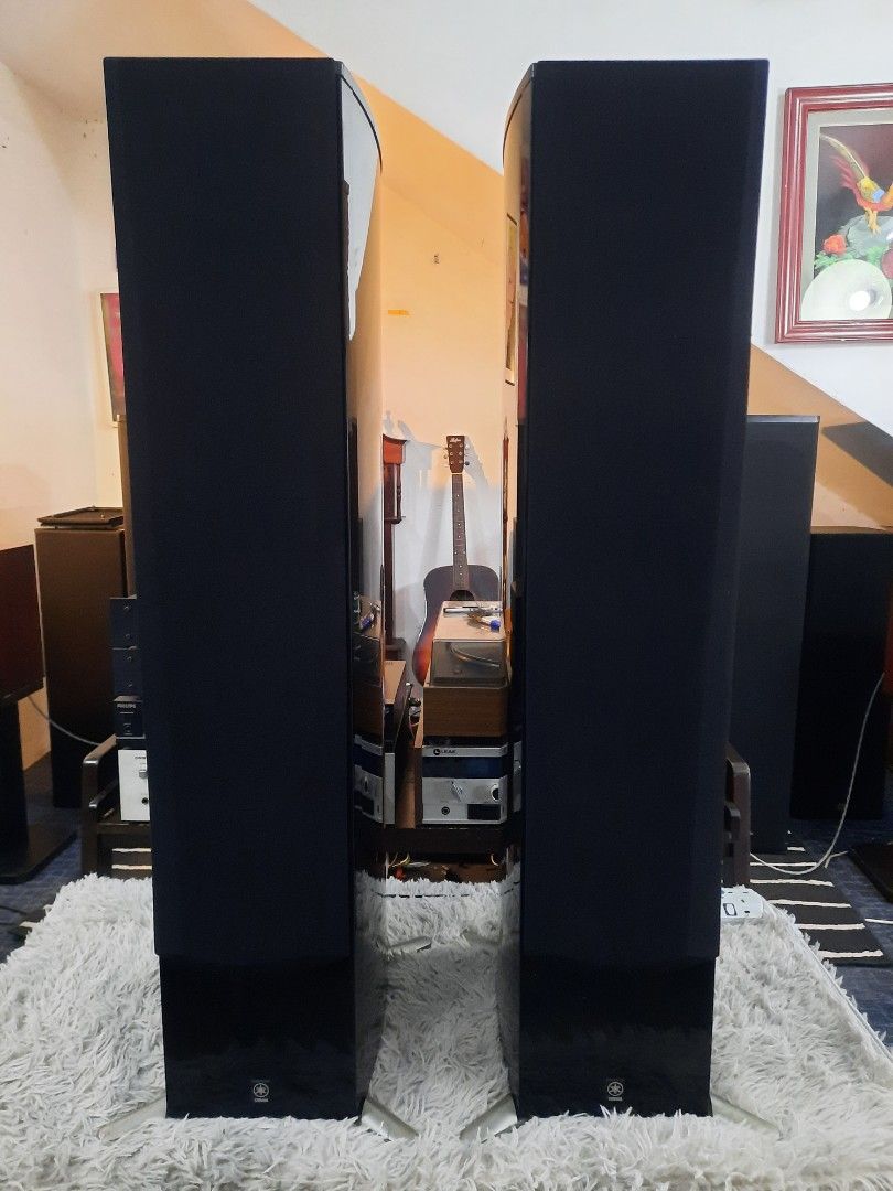 Yamaha ns555 tower speaker, Audio, Soundbars, Speakers & Amplifiers on