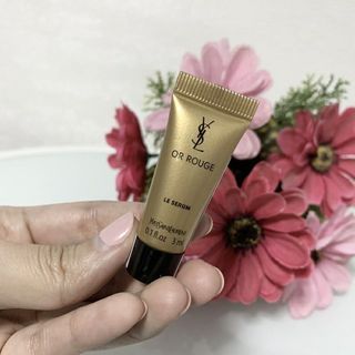 Chanel le blanc base / tinted moisturizer, Beauty & Personal Care, Face, Face  Care on Carousell