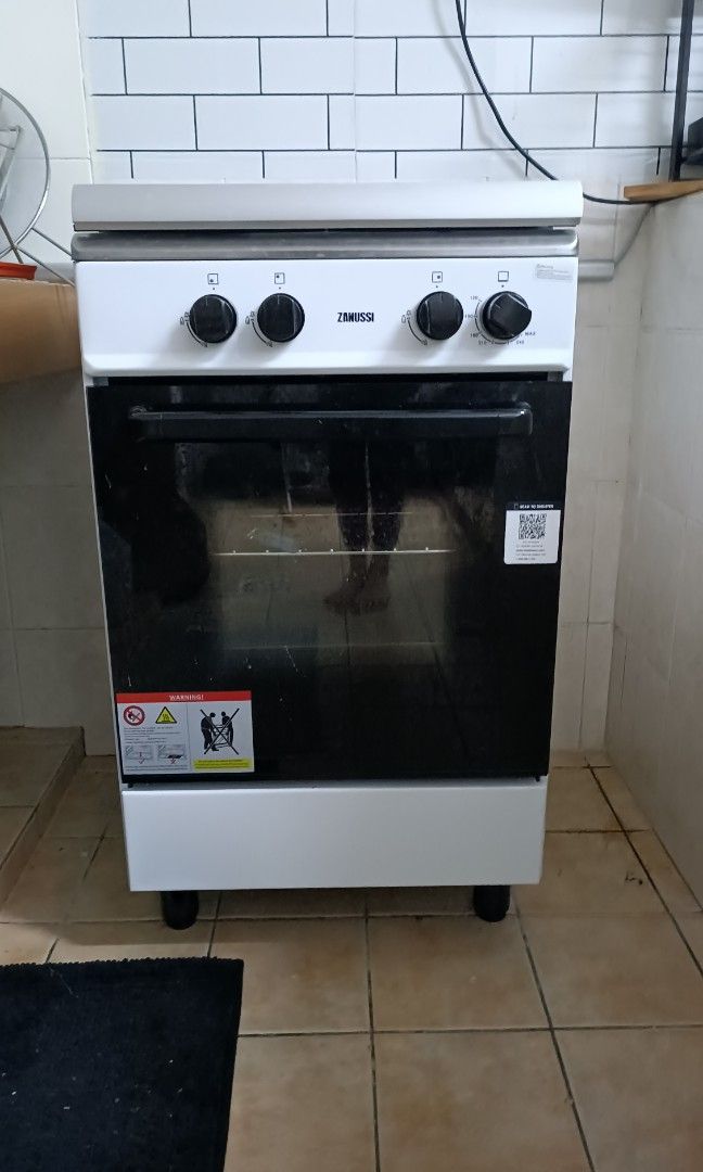 Zanussi freestanding 2025 oven