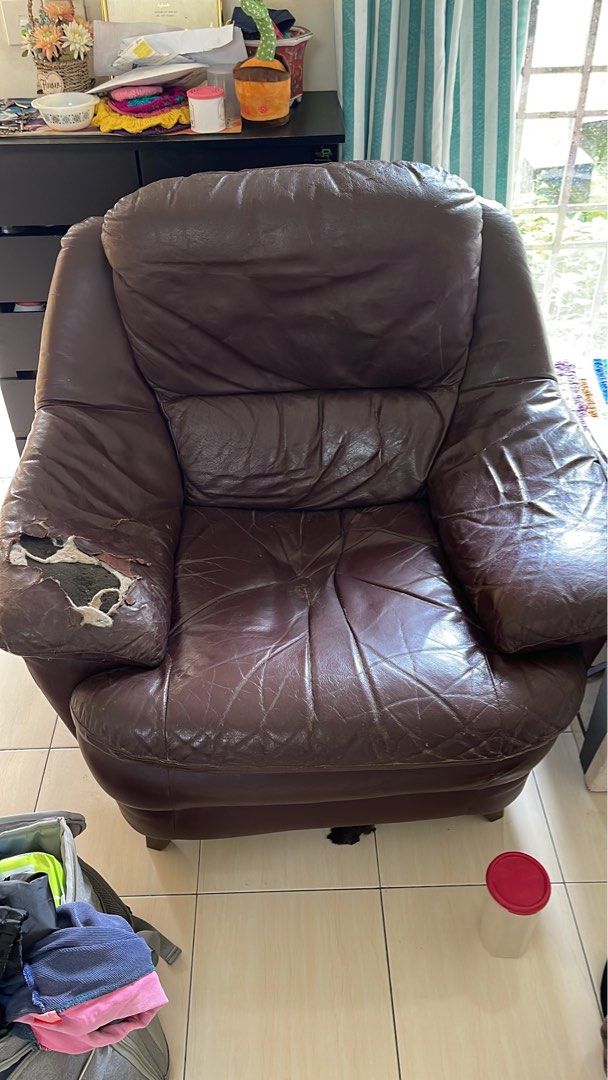 2nd Hand Sofas, Furniture & Home Living, Furniture, Sofas on Carousell