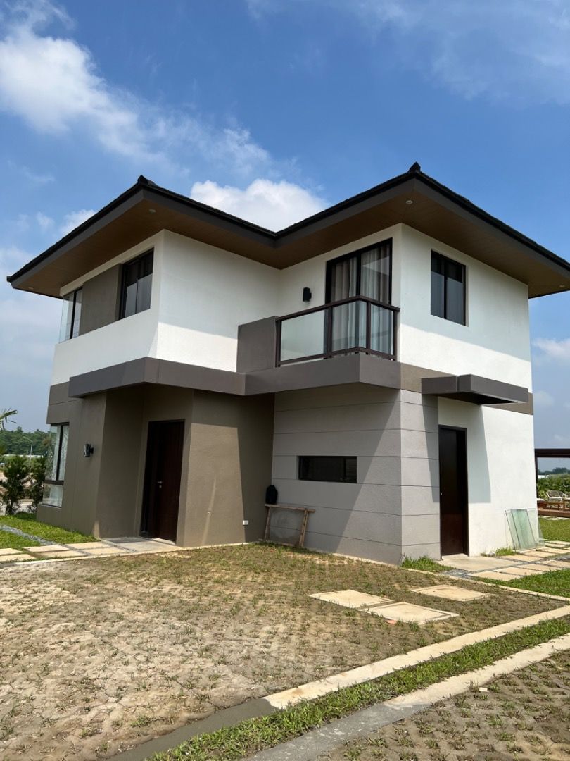 3 Bedroom House & Lot For Sale in Aldea Grove Estates Angeles Pampanga, Property, For Sale