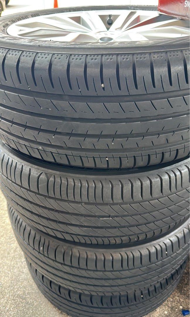 2 X Yokohama Bluearth AE51 215/55/17 Tyres (70% Threads), Car ...
