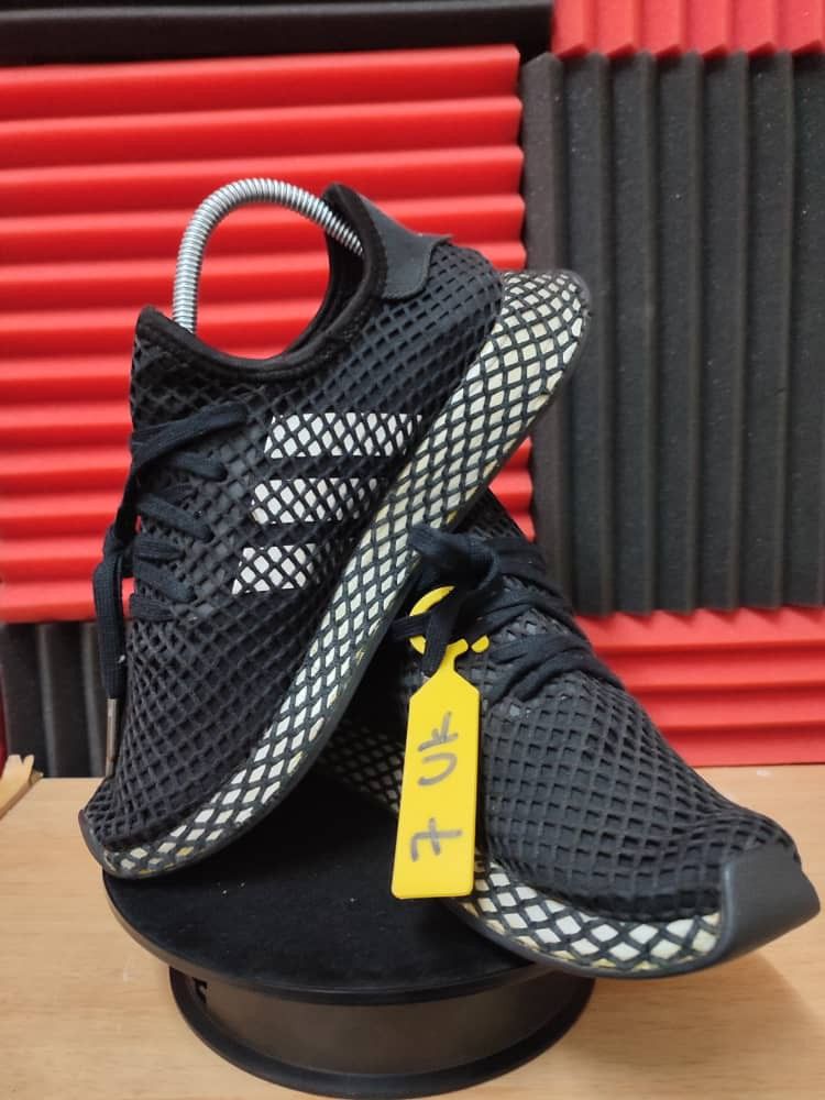 Adidas deerupt a 30 euro online