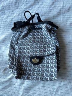 (Category: ) located in . Submitted by lovejo (Listing ID 1262228215, Image 1). Description: .
