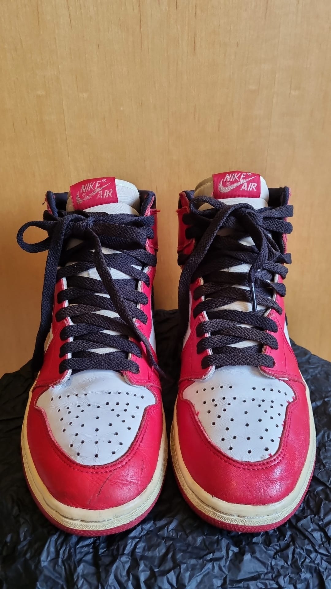 Air Jordan 1 Chicago 1994 Luxury Sneakers Footwear on Carousell
