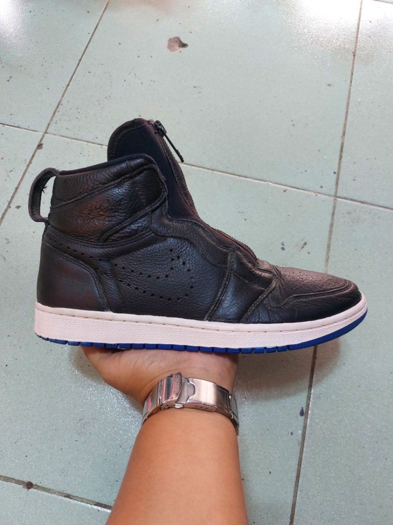 Jordan 1 retro high zip black hyper royal hotsell