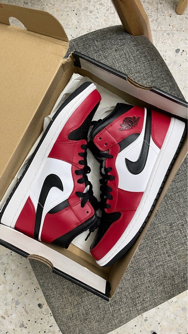 Aj outlet chicago 1