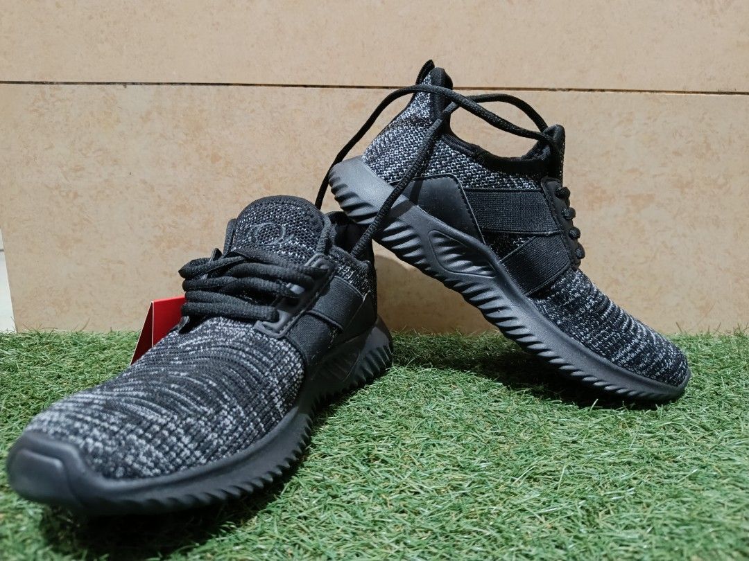 Astec shoes, Fesyen Pria, Sepatu , Sneakers di Carousell