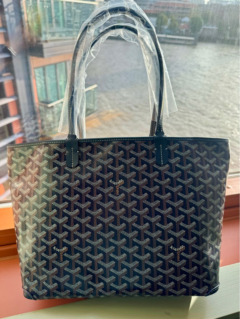 Authentic Goyard Artois PM Navy, Women's Fashion, Bags & Wallets, Tote Bags  on Carousell
