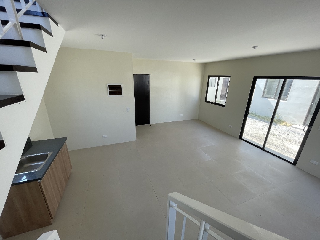 (Category: ) located in . Submitted by suirealty (Listing ID 1262207632, Image 1). Description: .