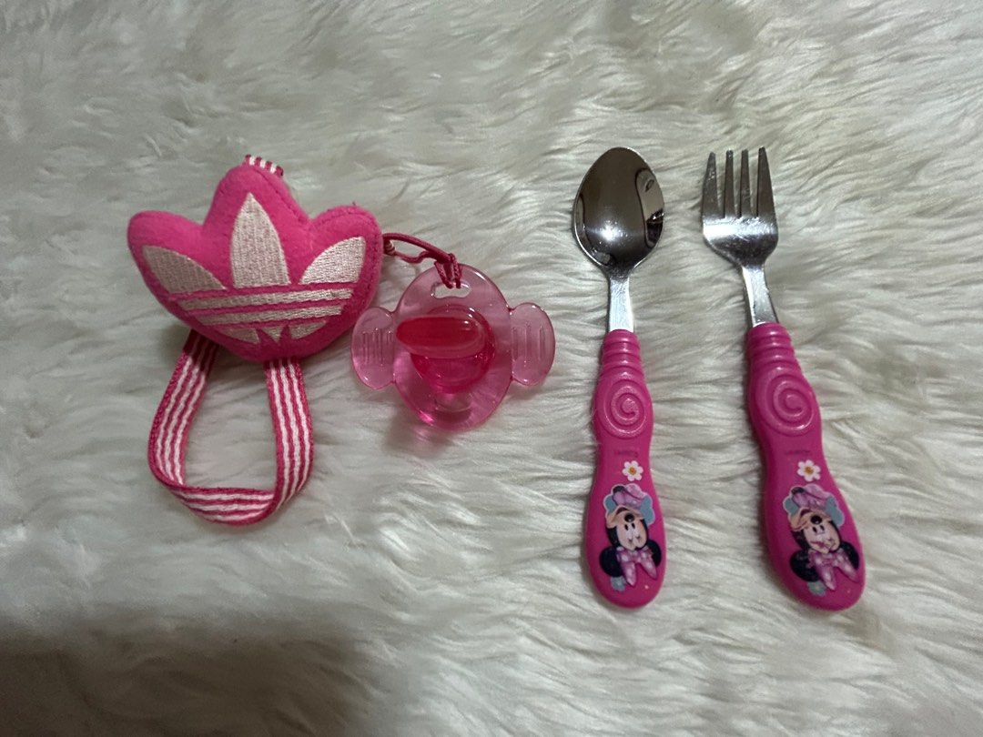 Baby Stuff Bundle*USA (Category: Soothers & Pacifiers) located in Pasig City. Submitted by mixpicks (Listing ID 1262267302, Image 1). Description: .