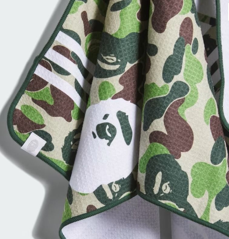 Adidas top bape mask