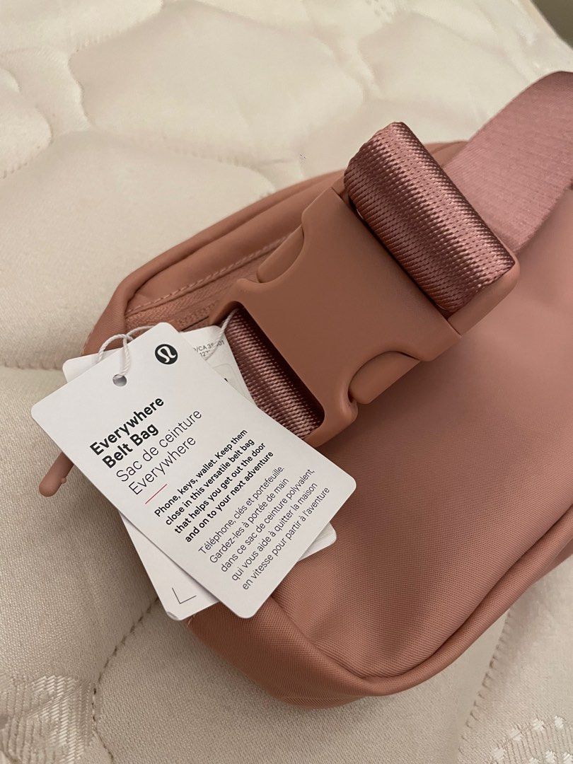 BNWT Lululemon Everywhere Belt Bag in Pink Pastel Women s Fashion